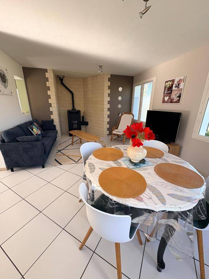 Location de vacances pour 4 personnes, avec jardin et terrasse à Arques-la-Bataille - 2