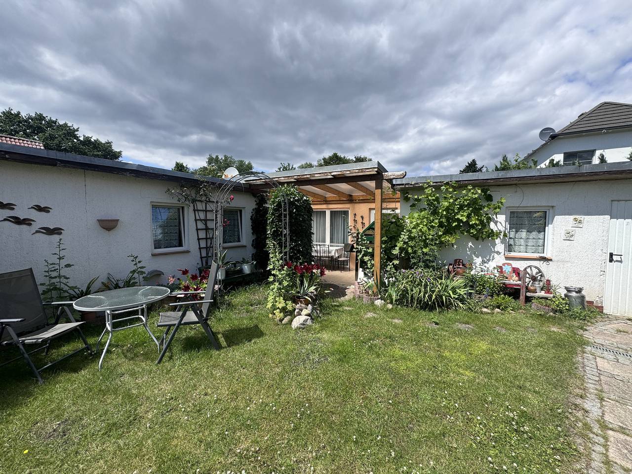 Ferienhaus 'Bungalow 2' mit privater Terrasse, Gemeinschaftsgarten und Wlan in Fünfseen, Plauer See