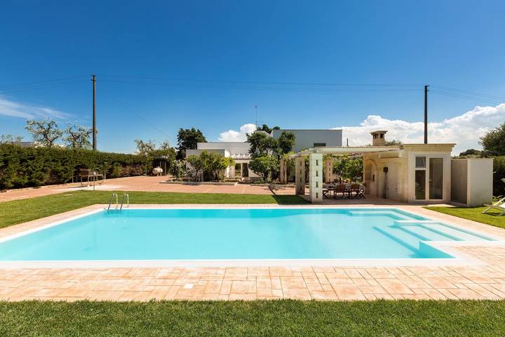 Ferienhaus für 13 Personen, mit Garten und Pool in San Vito dei Normanni