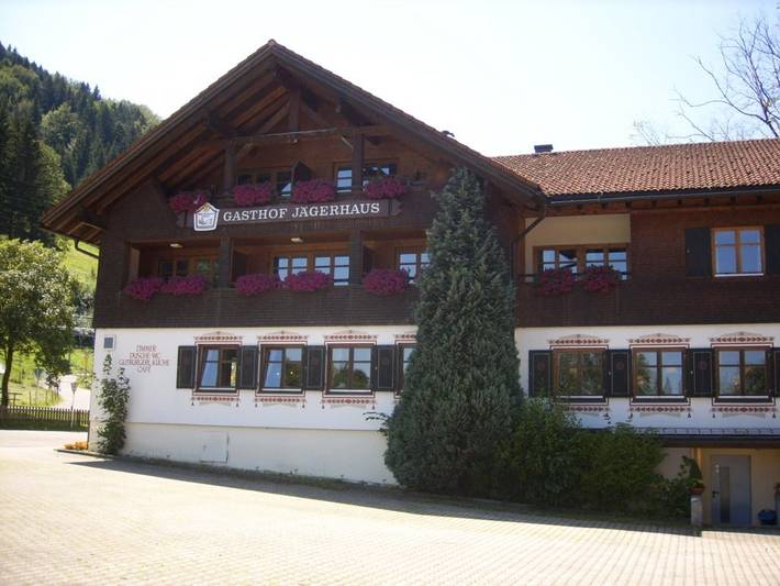 Ferienhaus, mit Balkon und Balkon/Terrasse sowie Terrasse in Immenstadt - 3