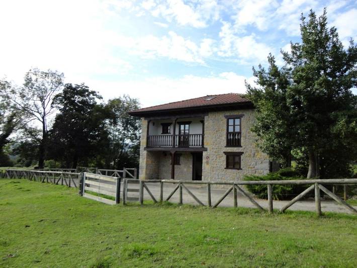 Casa rural para 6 personas, con terraza además de jardín y vistas en Sierra del Sueve - 4