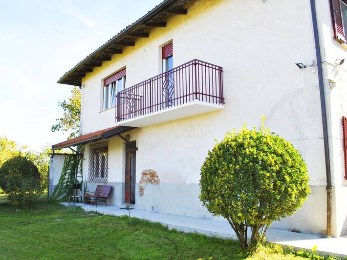 Casa vacanza per 2 persone, con Giardino a Poirino