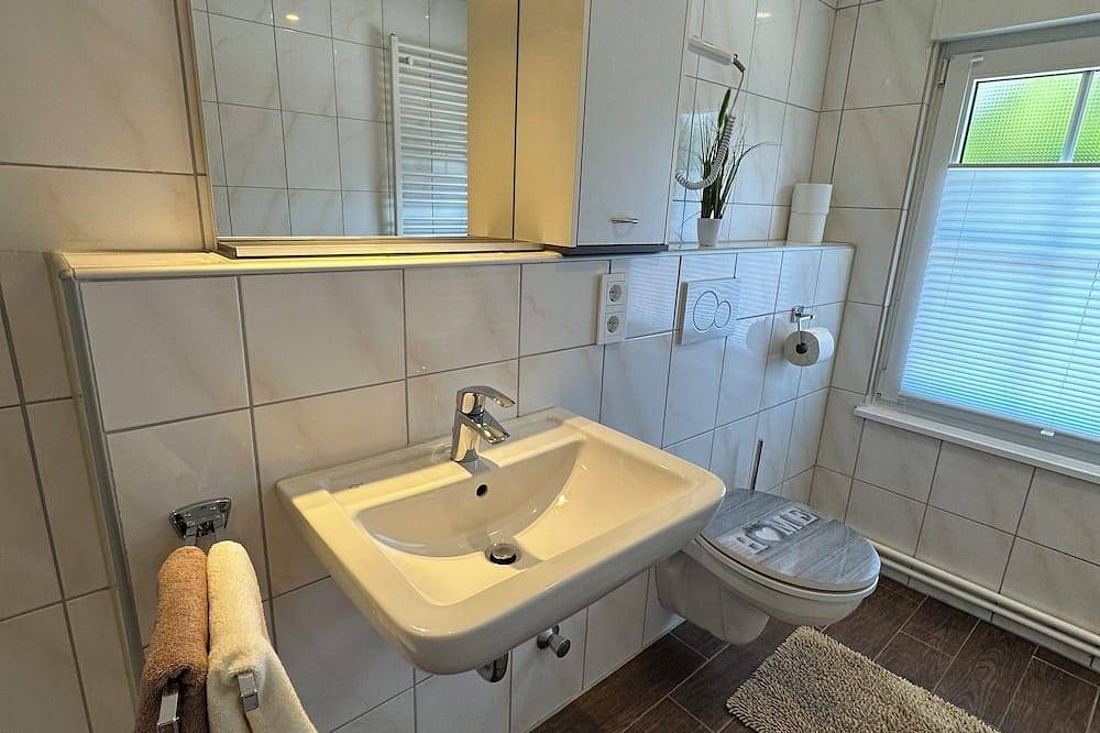 Ganze Wohnung, Gemütliche Ferienwohnung in Heidelbeck/Kalletal+Wanderweg in Kalletal, Kreis Lippe