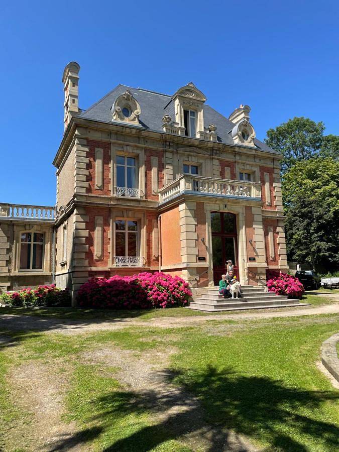 Chambres d'Hôtes Le Clos des Marronniers in Douvres-la-Délivrande, Région de Caen