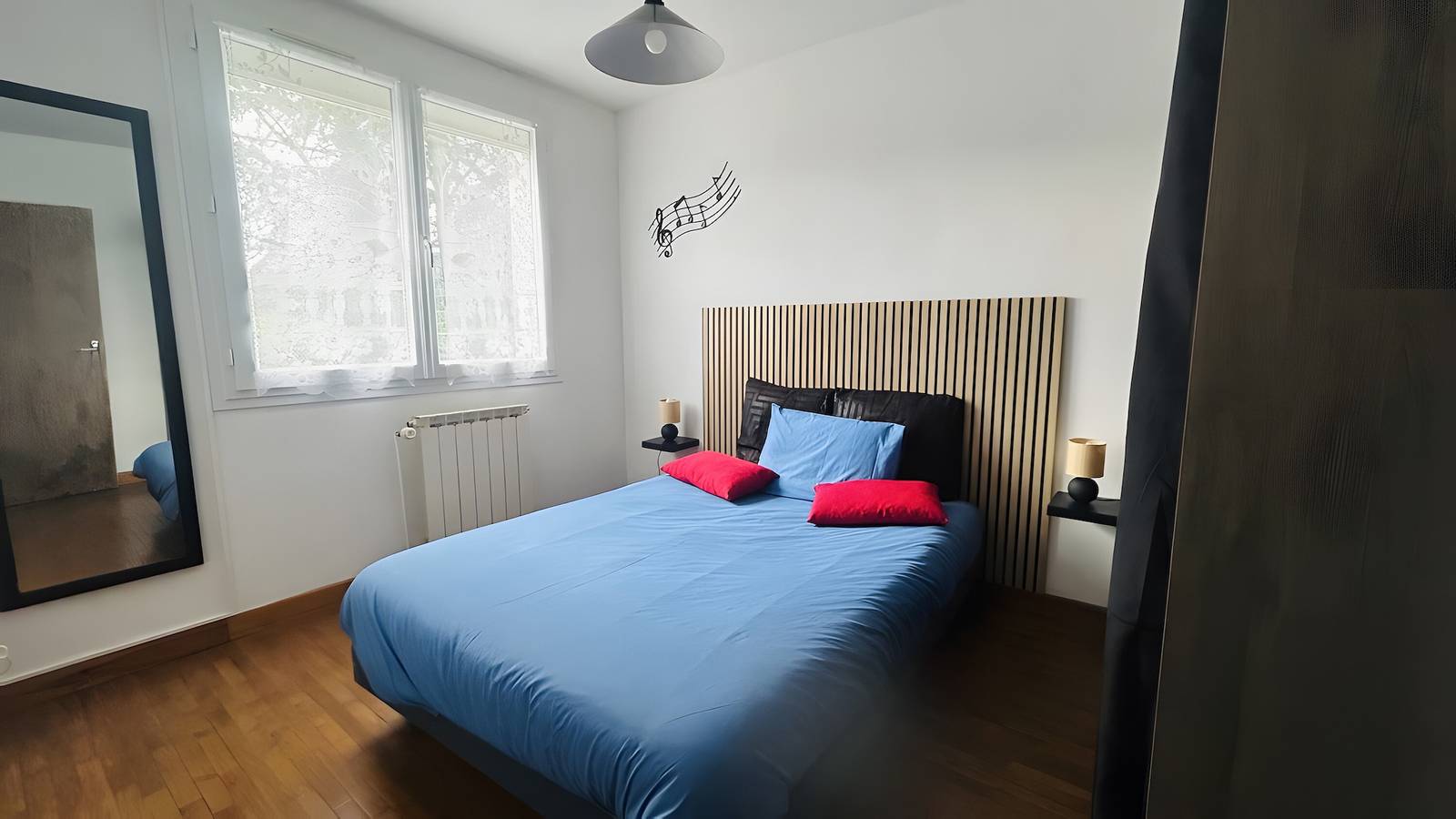 Chez Nana - Maison dans le Gard avec terrasse privée, jardin et climatisation in Barjac, Région d'Alès