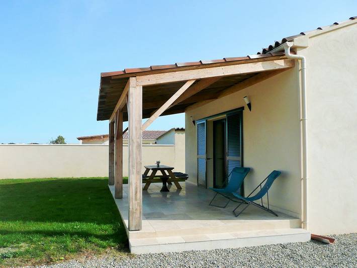 Gîte pour 4 personnes, avec terrasse et jardin à Ghisonaccia - 3