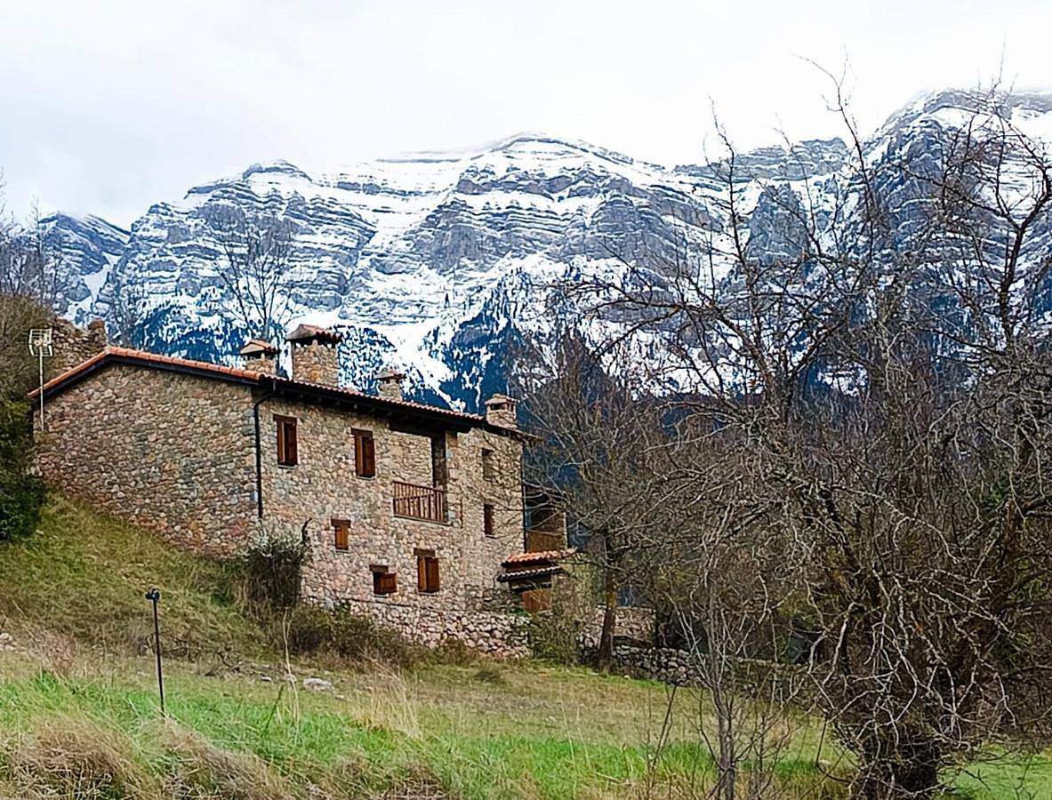 Cal Sansa in Cava, Pirineo Catalan