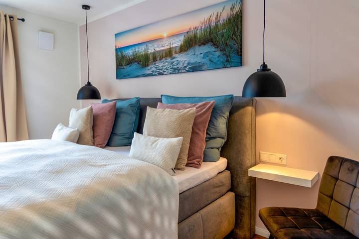 Ferienwohnung für 6 Personen, mit Terrasse und Garten in Langenhorn