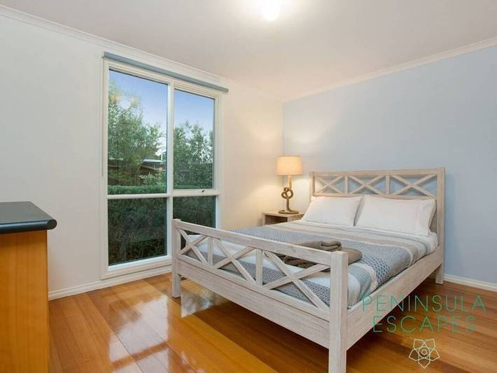 Holiday home for 8 people, with garden and balcony in Portsea