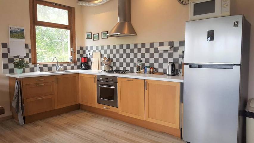 Location de vacances pour 11 personnes, avec terrasse ainsi que vue et vue sur le lac à Les Ancizes-Comps - 2