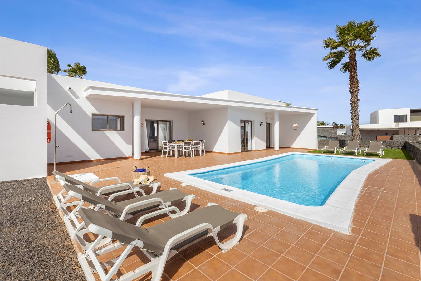 Villa Dafne by Escapehome in Playa Blanca, Yaiza