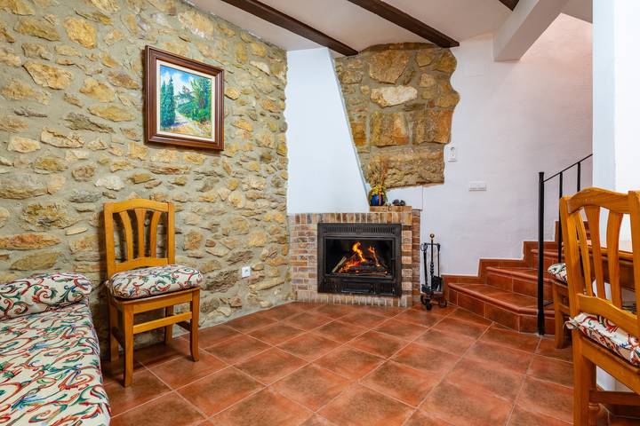 Casa rural para 4 personas, con balcón, Se admiten mascotas en Baix Maestrat - 2