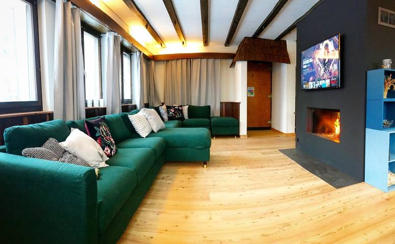 Ferienhaus für 13 Personen, mit Balkon und Ausblick, kinderfreundlich - 1