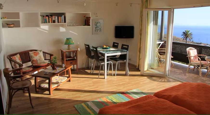 Chalet para 2 personas, con jardín y piscina además de balcón y vistas, Se admiten mascotas en La Palma - 2