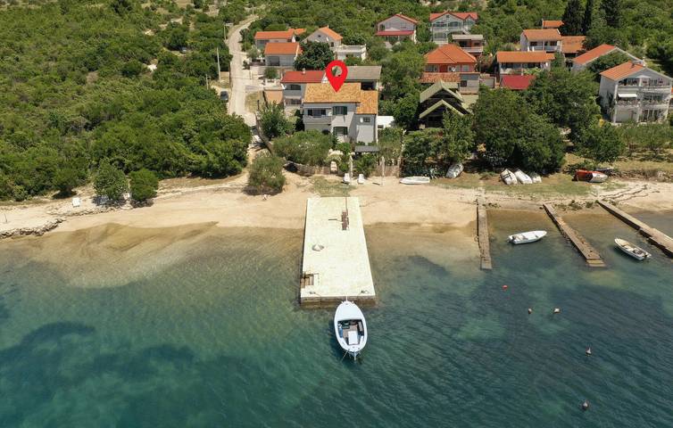 Ferienwohnung für 4 Personen, mit Terrasse, mit Haustier in Obrovac - 2