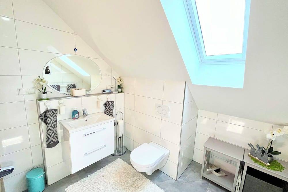 Ganze Wohnung, Sweethome am Woogbach nur einen Spaziergang von der Domstadt Speyer entfernt. in Speyer, Rheinebene