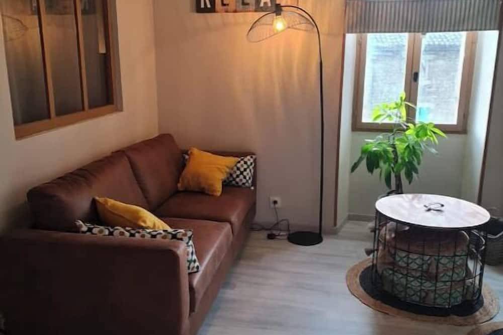 Gite du Maquis, very comfortable accommodation, pets welcome. in Cahors, Quercy