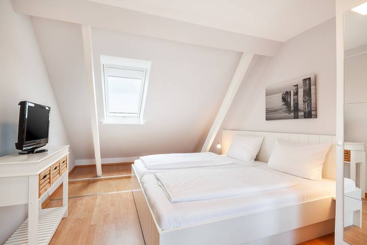 Ganze Ferienwohnung, Haus Windhuug Wohnung 5 in Nordfriesische Inseln (Schleswig-Holstein) (Schleswig-Holstein), Utersum