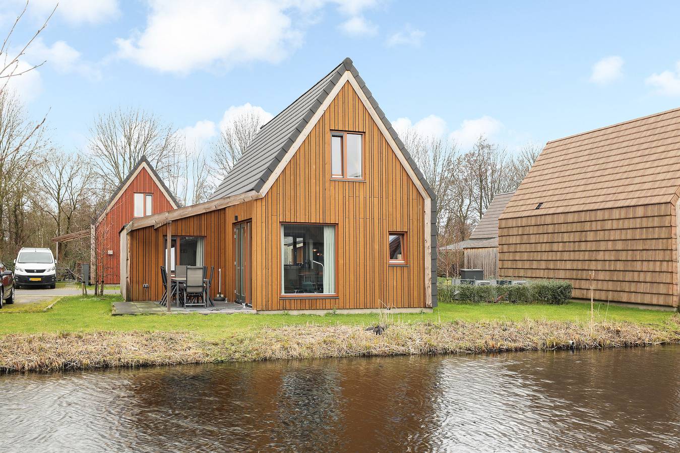 Landal De Reeuwijkse Plassen — 6-persoons waterwoning - Bentwoud in Reeuwijk, Groene Hart