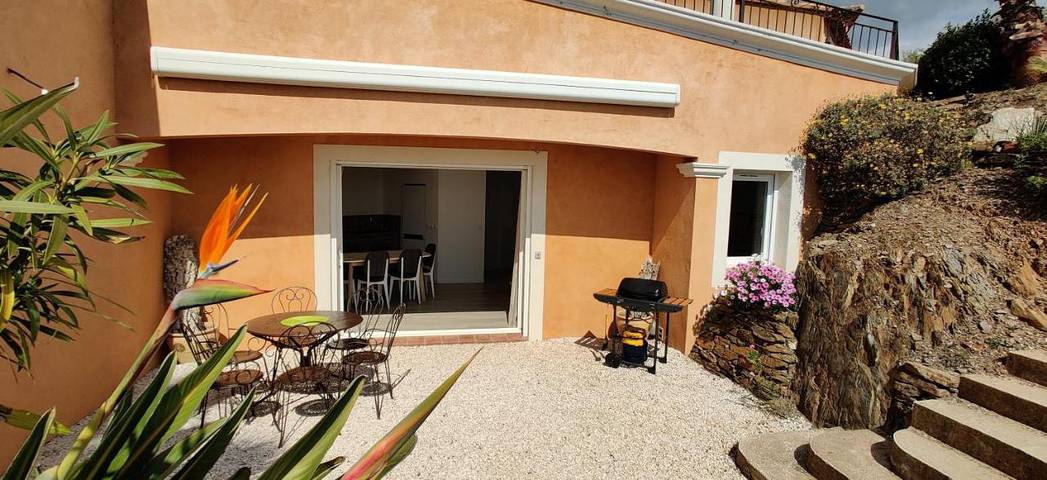 Location de vacances pour 6 personnes, avec terrasse et vue dans Golf de Valcros - 3