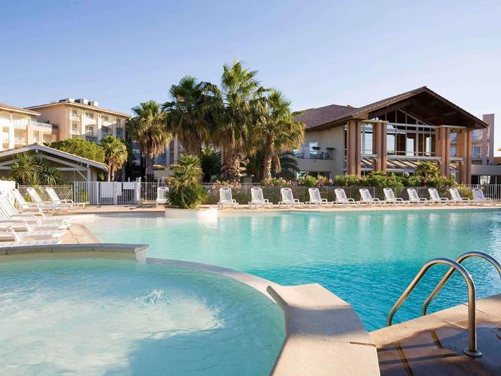Hôtel pour 2 personnes, avec piscine et jardin ainsi que jacuzzi et sauna