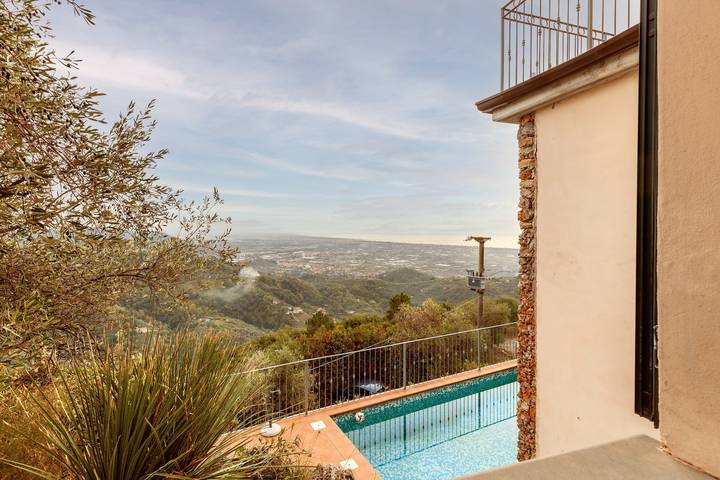 Villa per 8 persone a Pietrasanta