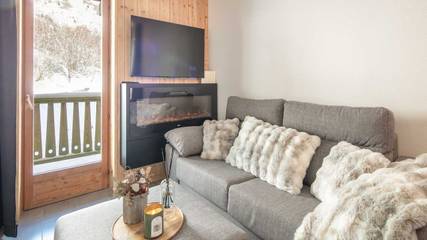 Cottage pour 6 personnes, avec piscine et balcon, animaux acceptés dans Col De La Croix De Fer