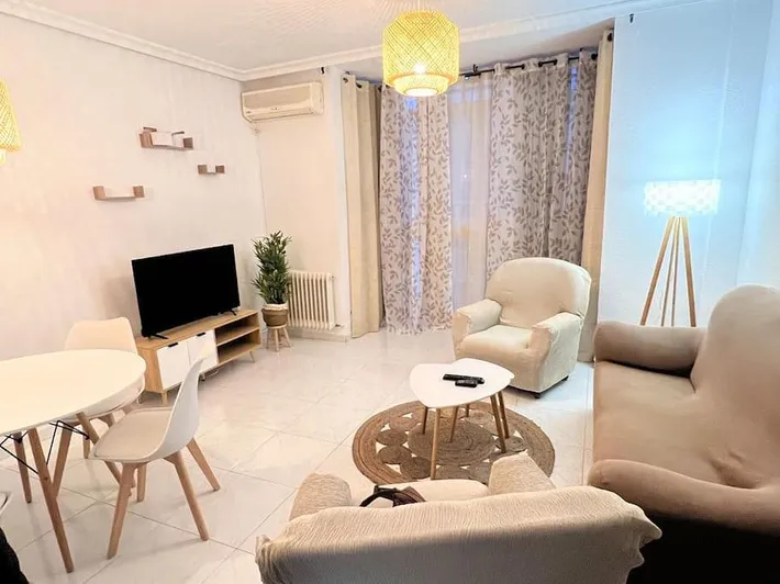 Apartamento de vacaciones para 5 personas, con balcón - 1