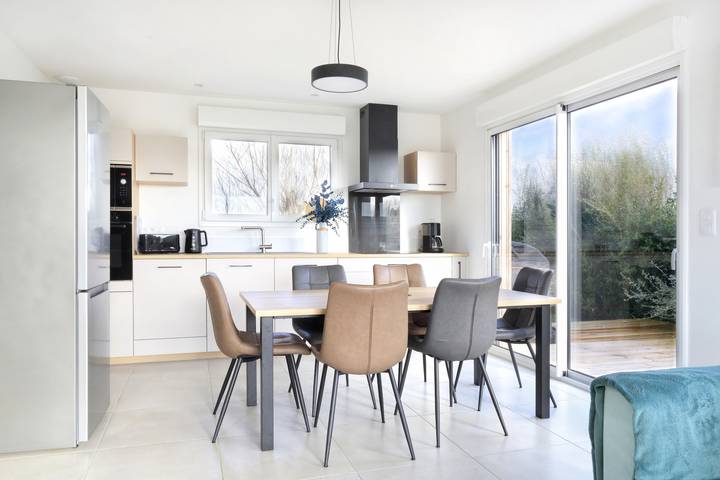Location de vacances pour 4 personnes, avec jardin et terrasse à Les Moitiers-d'Allonne - 3