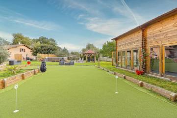 Gîte pour 4 personnes, avec sauna et jacuzzi ainsi que jardin et terrasse dans les Landes