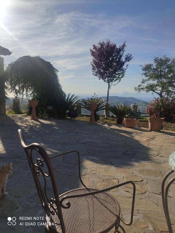 B&b per 6 persone, con giardino e panorama nonché terrazza in Perdifumo