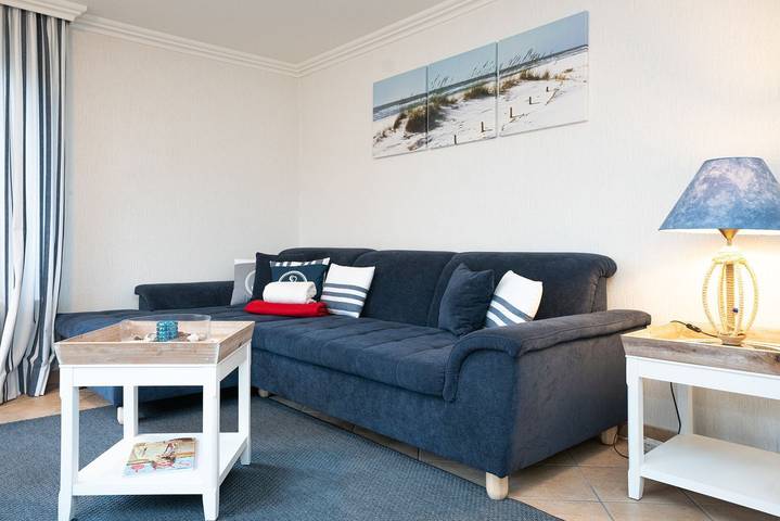 Ferienhaus für 4 Personen, mit Terrasse und Garten in Westerland - 2