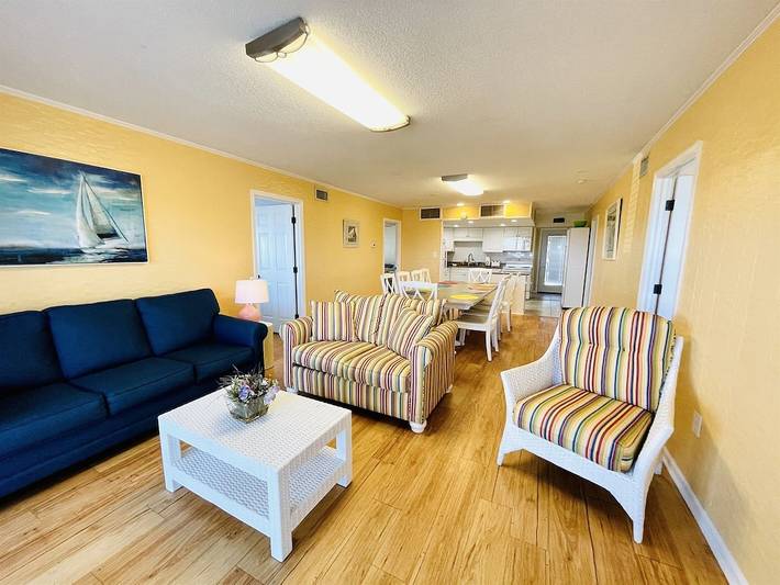 Vacation house for 12 people, with yard and balcony, with pets in North Myrtle Beach
