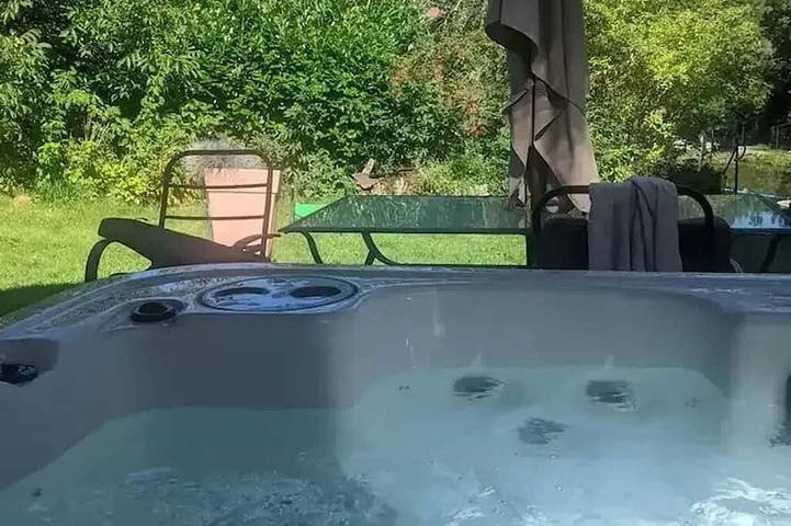 Glamping voor 3 personen, met whirlpool in de Vogezen