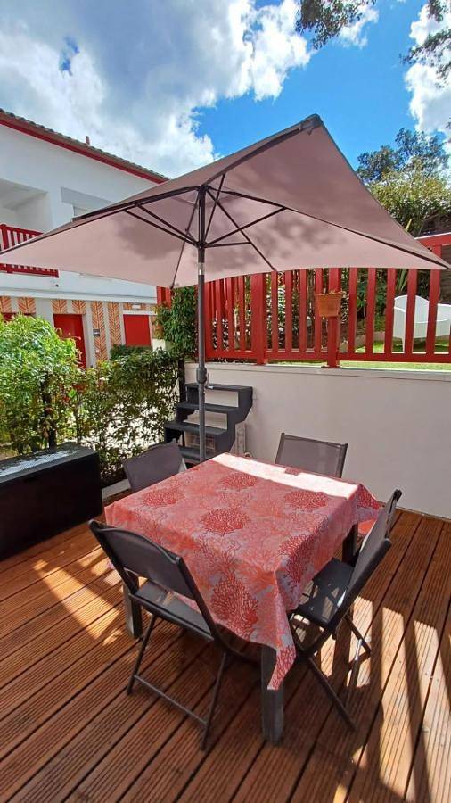 Apartamento para 4 personas, con jardín además de vistas al lago y vistas en Hossegor