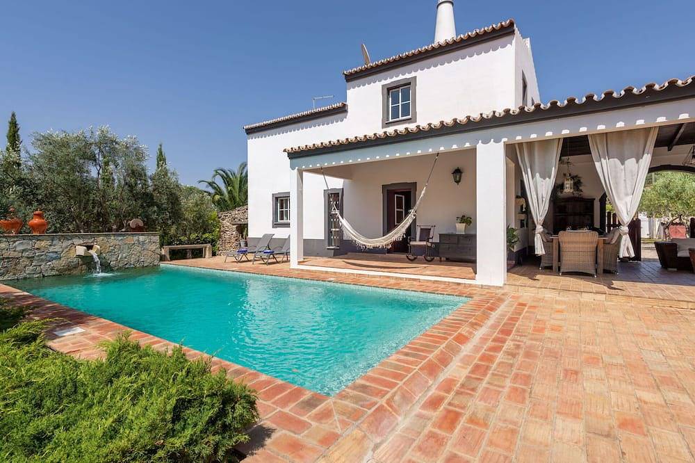 Casa vacanza a Distretto di Faro a partire da 275€ a notte