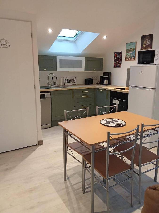 Gîte pour 4 personnes, avec vue et jardin à Villebernier