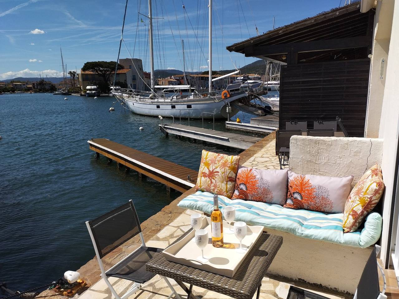 Apartamento entero, Planta baja muy agradable cerca de la playa in Port Grimaud, Grimaud