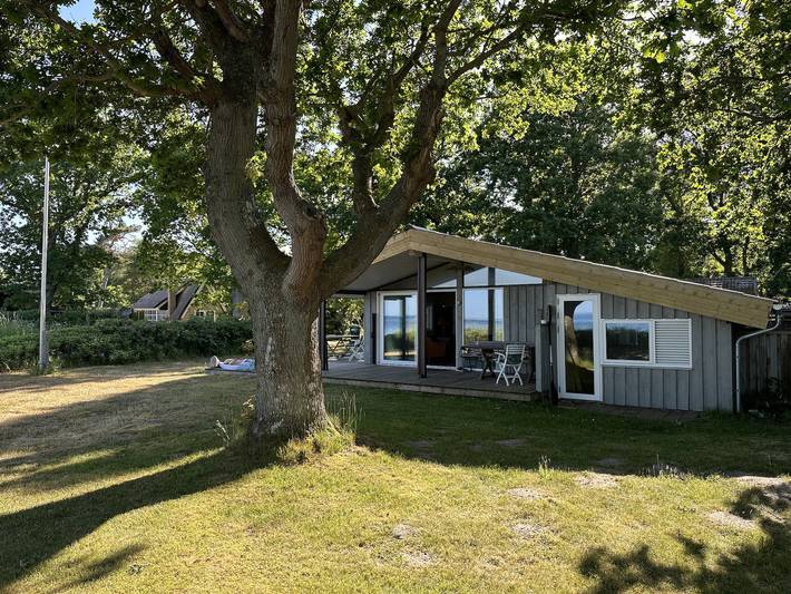 Ferienhaus mit Meerblick für 6 Personen, mit Terrasse und Garten sowie Ausblick in Hadersleben
