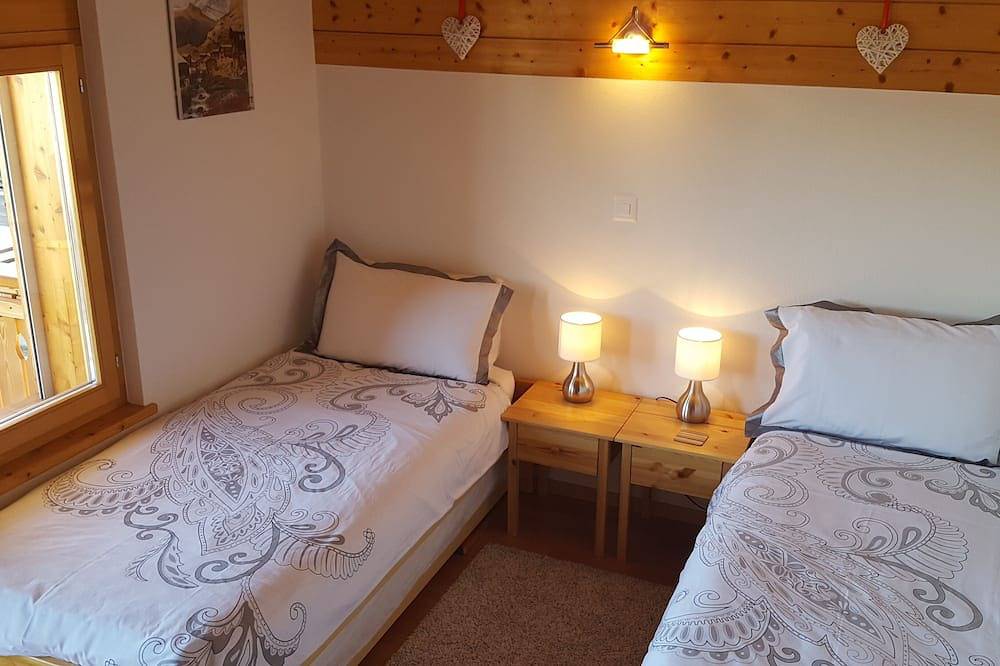 Chalet auf 1500m in Anzere Skigebiet, Schweizer Alpen mit herrlicher Aussicht in Anzère, Ayent