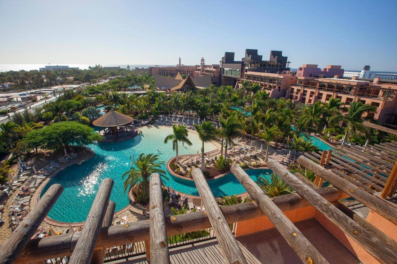 Hotel para 10 personas con piscina in Maspalomas, San Bartolomé de Tirajana