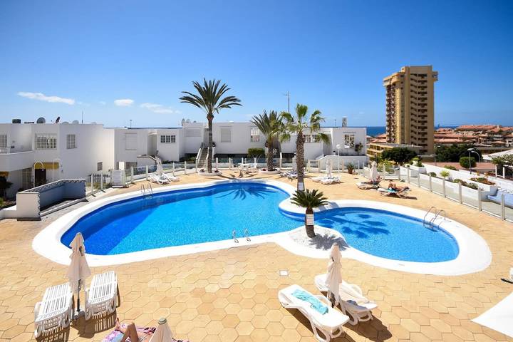 Apartamento para 2 personas, con Jardín y Piscina en Playa de las Vistas