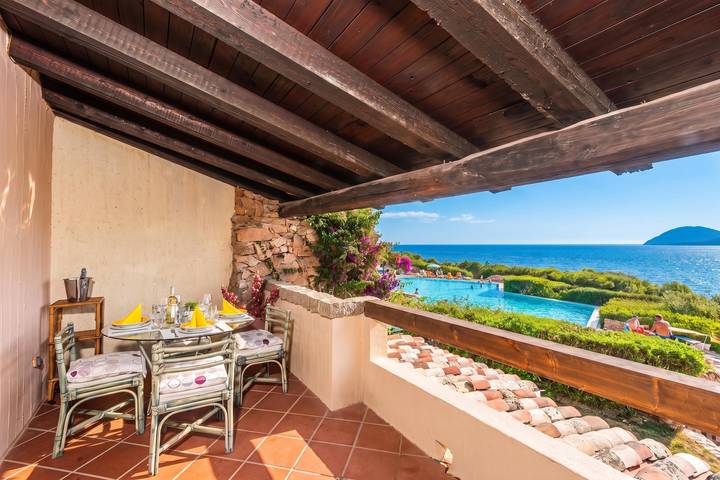 Ferienwohnung für 6 Personen, mit Terrasse und Pool sowie Meerblick - 1