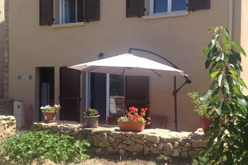 Gîte pour 2 personnes, avec terrasse et jardin à Piana