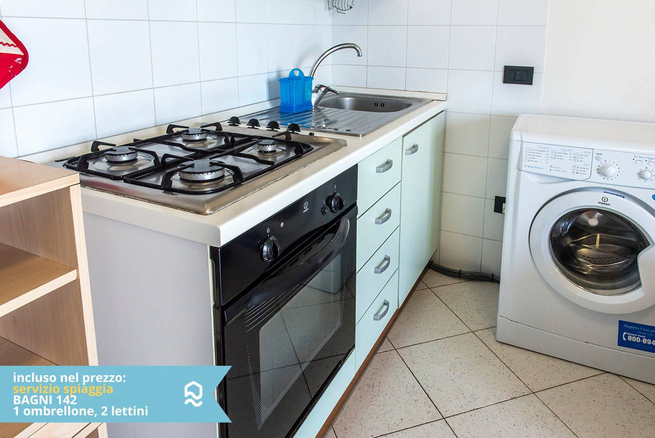 Entire apartment, Se002 - Senigallia, seafront one bedroom apartment with beach included in Senigallia (Municipality), Ancona Province