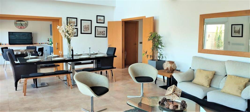 Casa rural para 12 personas, con piscina para niños y piscina además de jacuzzi y jardín en Roquetas de Mar - 4