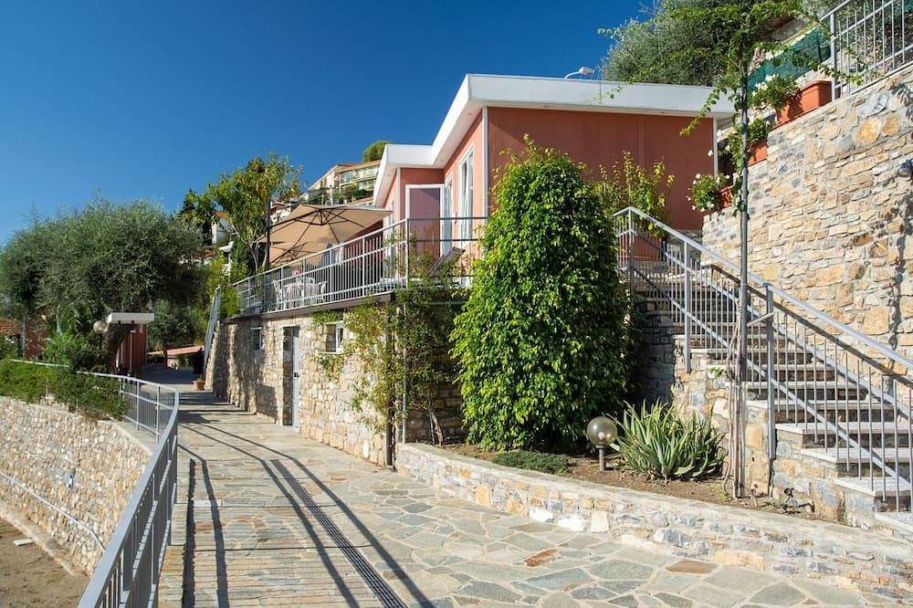 Passiflora (Slr400) by Interhome in San Lorenzo al Mare, Riviera di Ponente