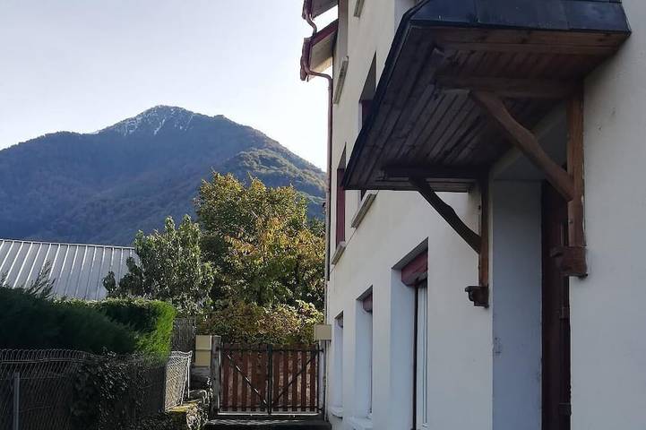 Appartement entier, Appartement 5-6 personnes idéalement bien situé dans le centre de Pierrefitte ! in Pierrefitte-Nestalas, Parc national des Pyrénées