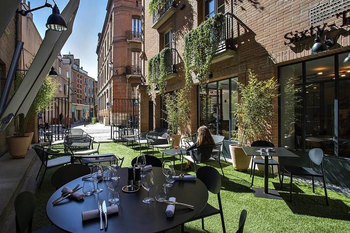 Hôtel pour 2 personnes, avec jacuzzi et terrasse, animaux acceptés dans Basilique Saint-Sernin (Toulouse)