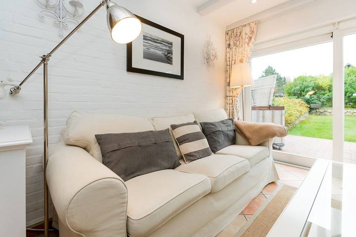 Ganze Wohnung, Komfortable Ferienwohnung mit Terrasse und Garten in Wenningstedt in Nordfriesische Inseln (Schleswig-Holstein) (Schleswig-Holstein), Wenningstedt